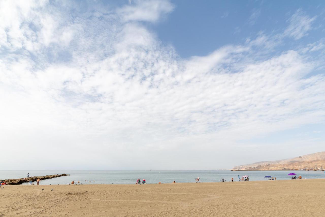 Almeriasuite Beach&sun * Almeria